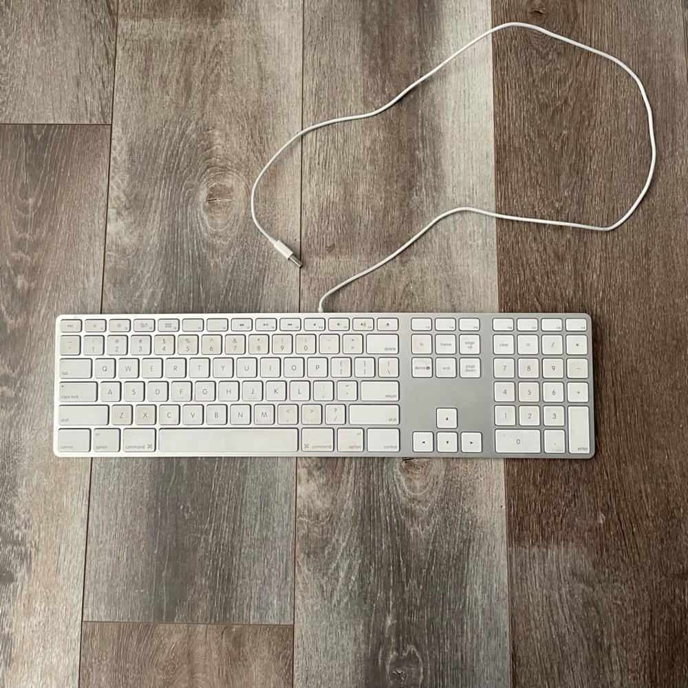 Apple USB Keyboard